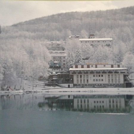 Hotel Cristallo Cerreto Laghi Zewnętrze zdjęcie