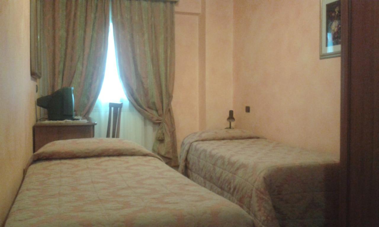 Hotel Cristallo Cerreto Laghi Zewnętrze zdjęcie